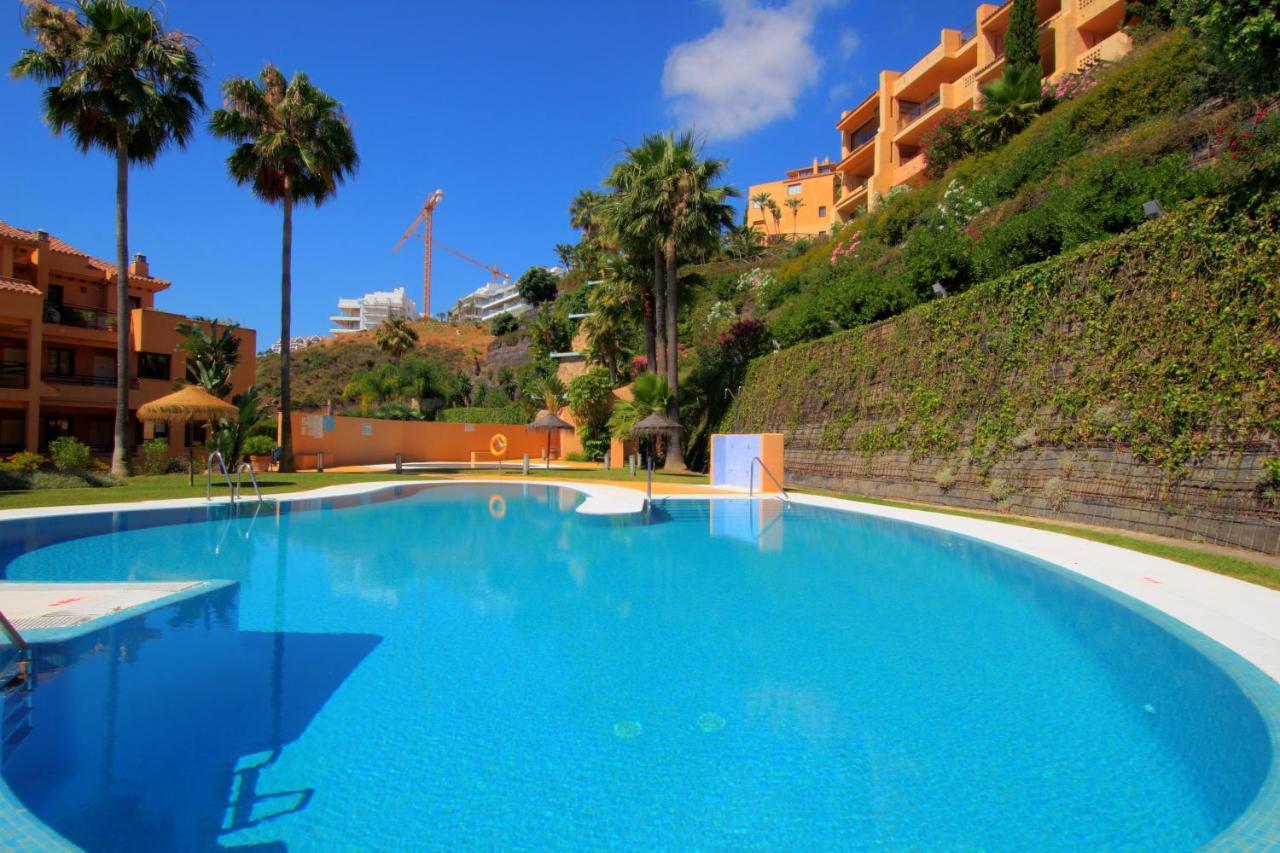 Calanova Sea Golf Paradise Міхас Екстер'єр фото