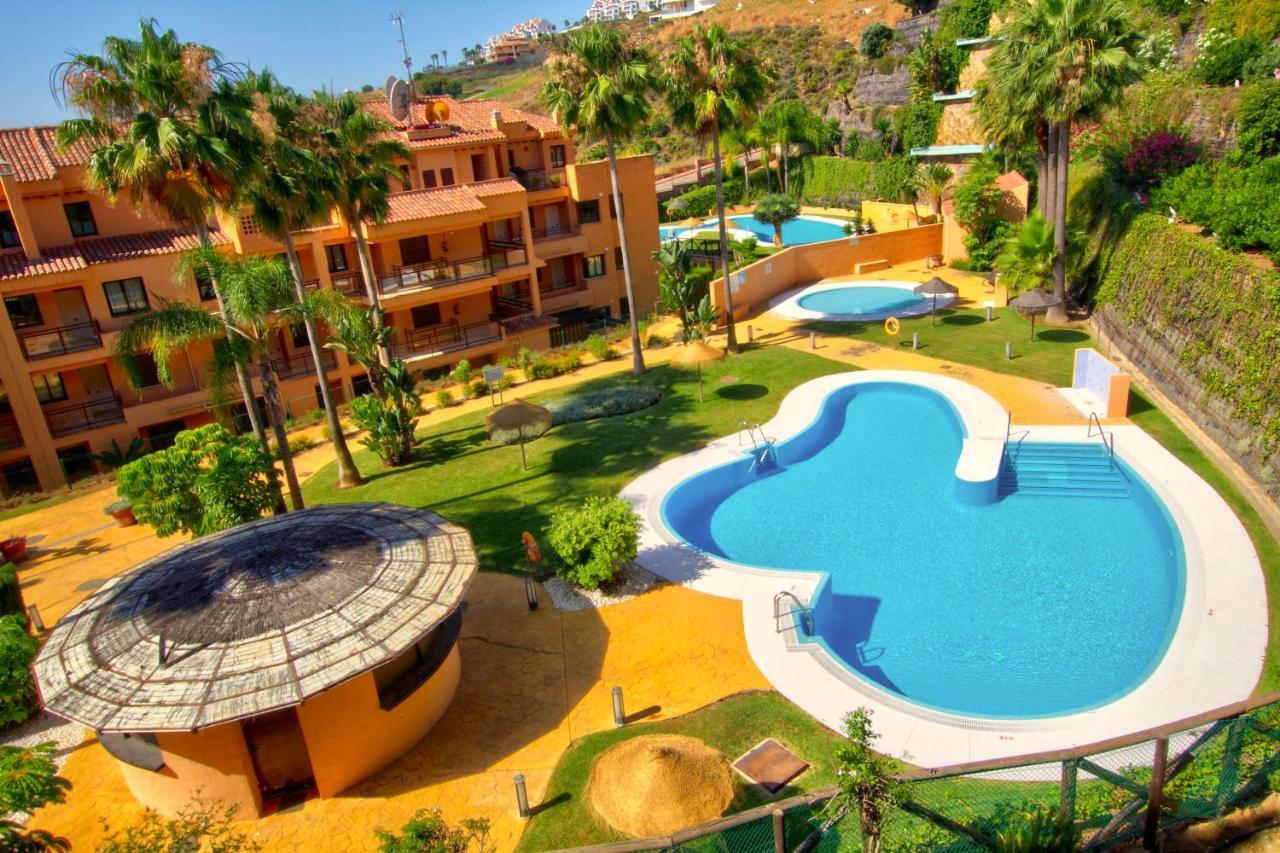 Calanova Sea Golf Paradise Міхас Екстер'єр фото