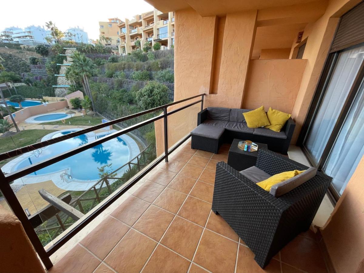 Calanova Sea Golf Paradise Міхас Екстер'єр фото